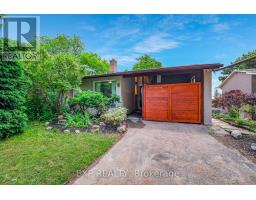 160 COTTONWOOD DRIVE, Toronto, Ontario