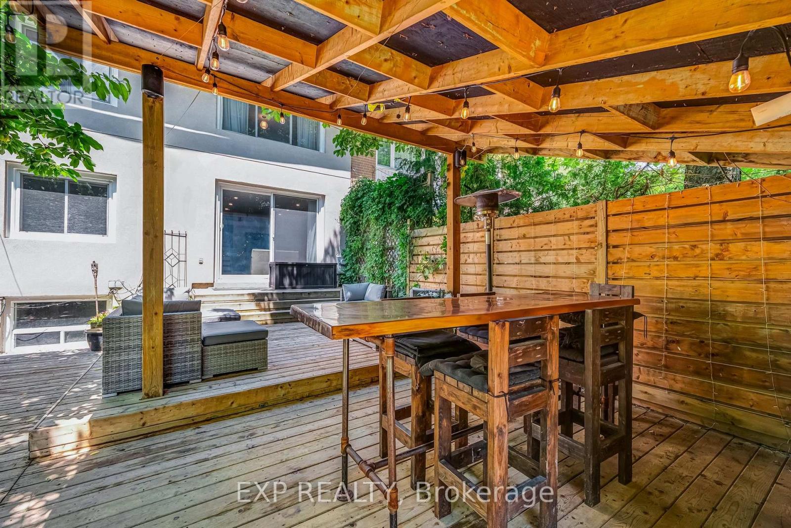 160 Cottonwood Drive, Toronto, Ontario M3C 2B4 - Photo 42 - C13457040