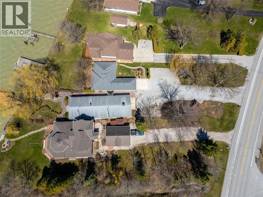 2995 St. Clair Parkway, Sombra, Ontario  N0P 2H0 - Photo 42 - 26014514