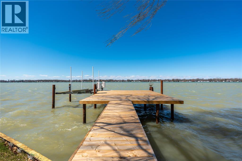 2995 St. Clair Parkway, Sombra, Ontario  N0P 2H0 - Photo 6 - 26014514