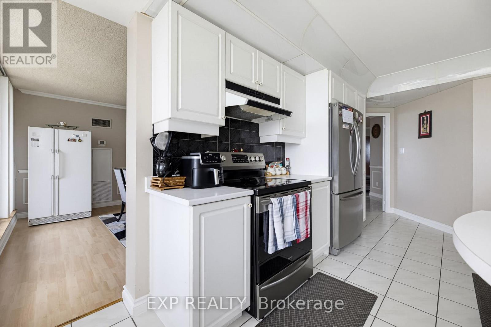 1605 - 168 Bonis Avenue, Toronto, Ontario  M1T 3V6 - Photo 16 - E13465654