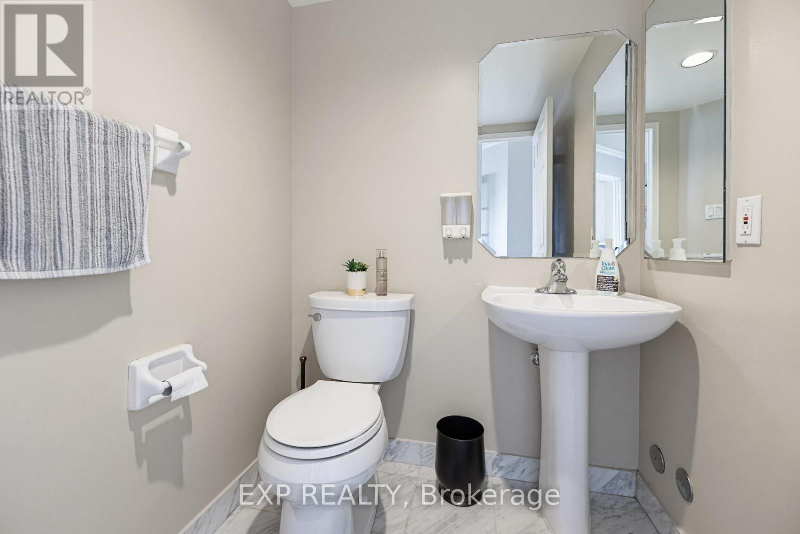 1605 - 168 Bonis Avenue, Toronto, Ontario  M1T 3V6 - Photo 4 - E13465654