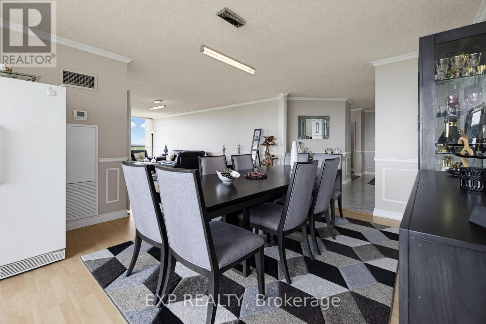 1605 - 168 Bonis Avenue, Toronto, Ontario  M1T 3V6 - Photo 6 - E13465654