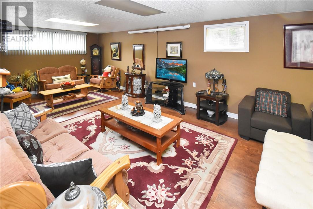 75 Main Street East, Chelmsford, Ontario  P0M 1L0 - Photo 18 - 2128677
