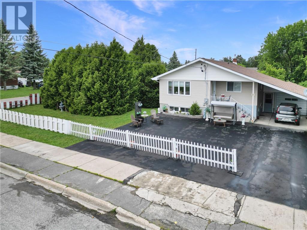 75 Main Street East, Chelmsford, Ontario  P0M 1L0 - Photo 3 - 2128677