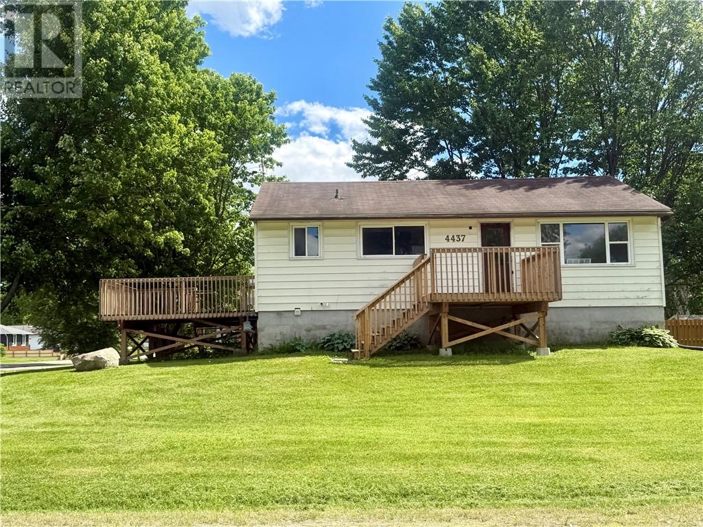 4437 Hector Crescent, Valley East, Ontario