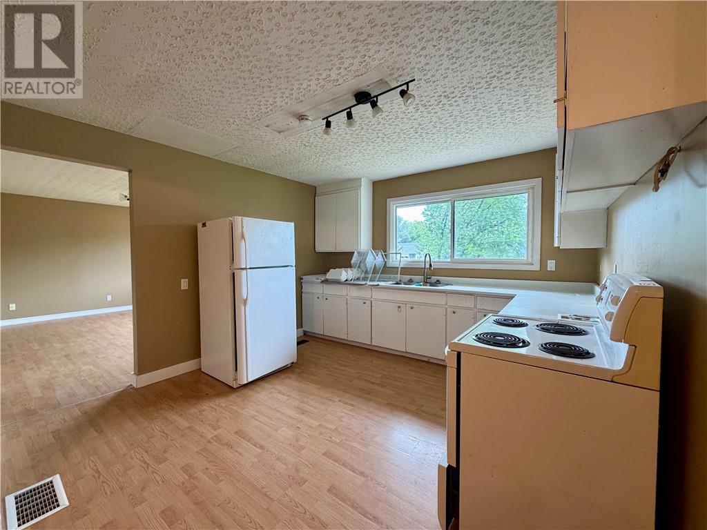 4437 Hector Crescent, Valley East, Ontario  P3P 1B6 - Photo 21 - 2128595