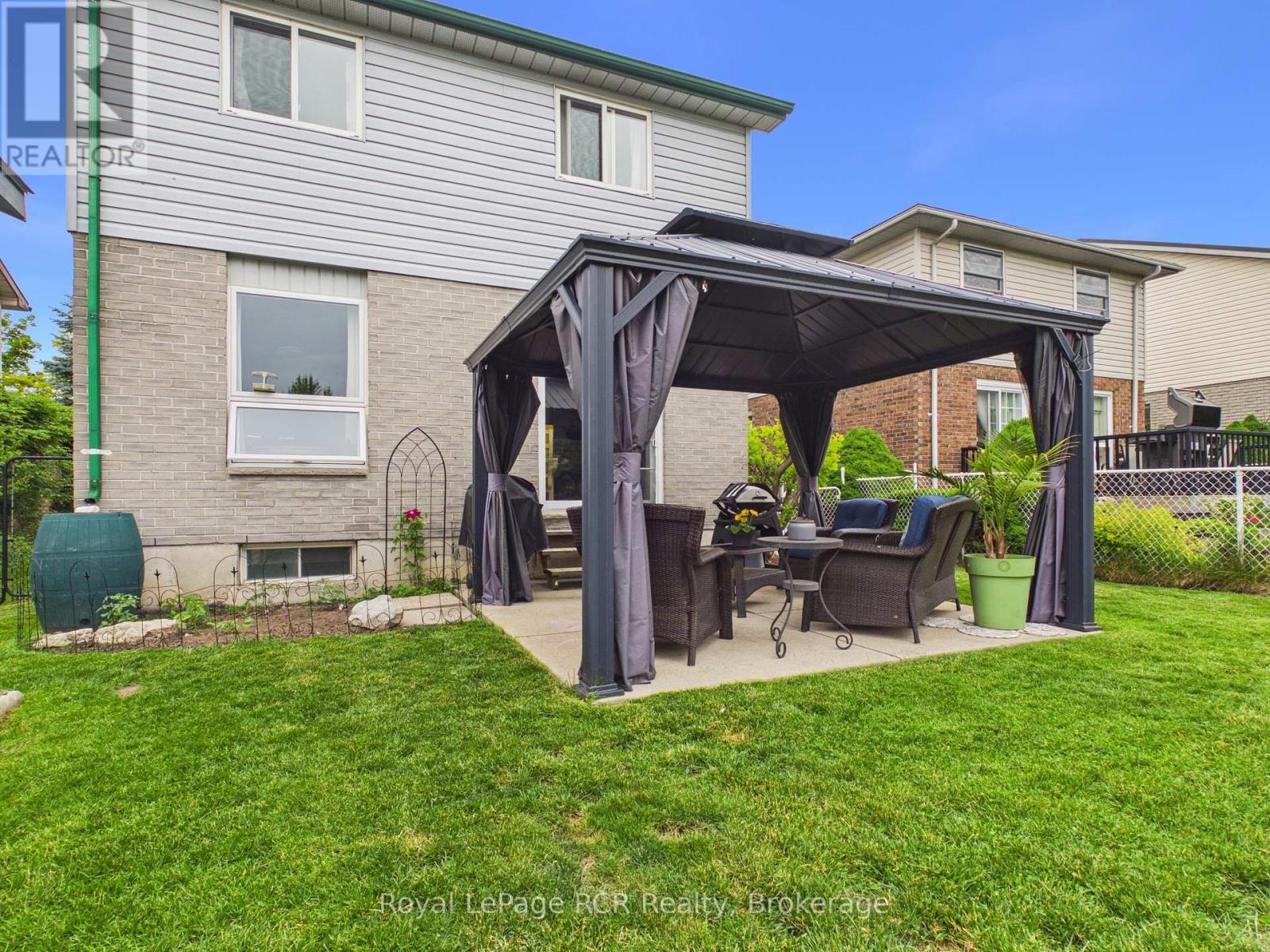 757 Mackendrick Drive, Kincardine, Ontario  N2Z 3A4 - Photo 4 - X13465634