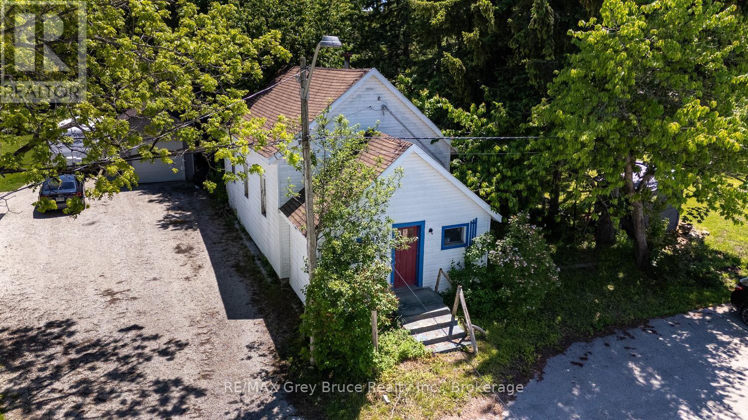 1 Mill Street, Northern Bruce Peninsula, Ontario N0H 1W0 - Photo 2 - X13465666