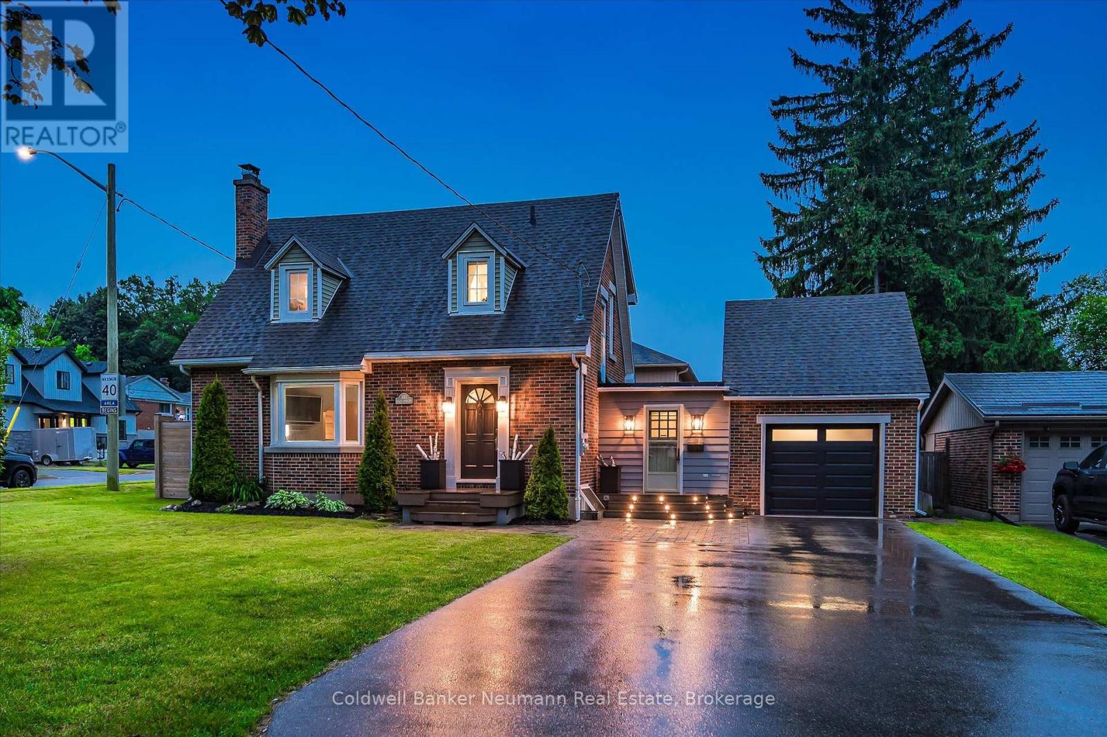 331 MAIN STREET, cambridge, Ontario