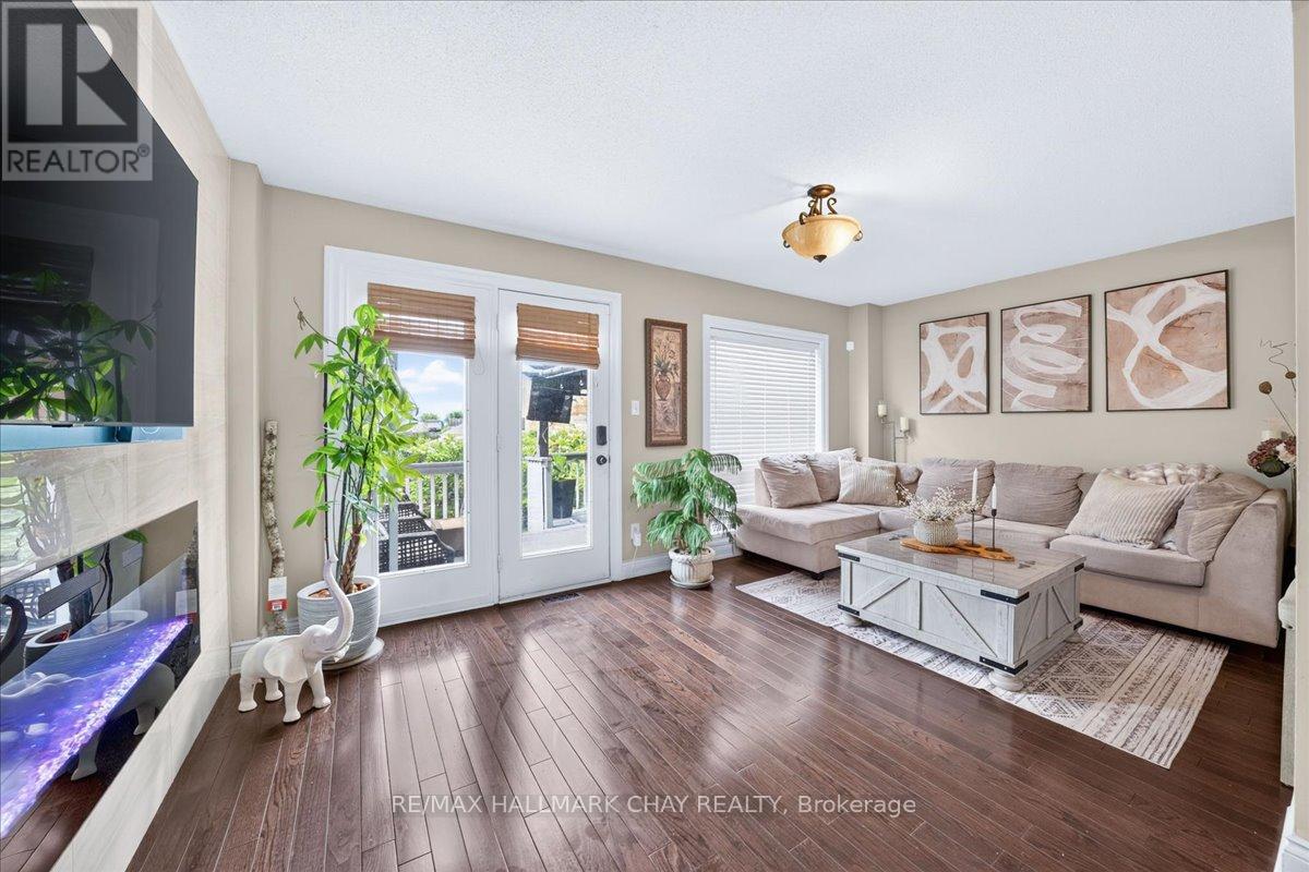 551 Pelletier Court, Newmarket, Ontario  L3X 2N5 - Photo 15 - N13463296