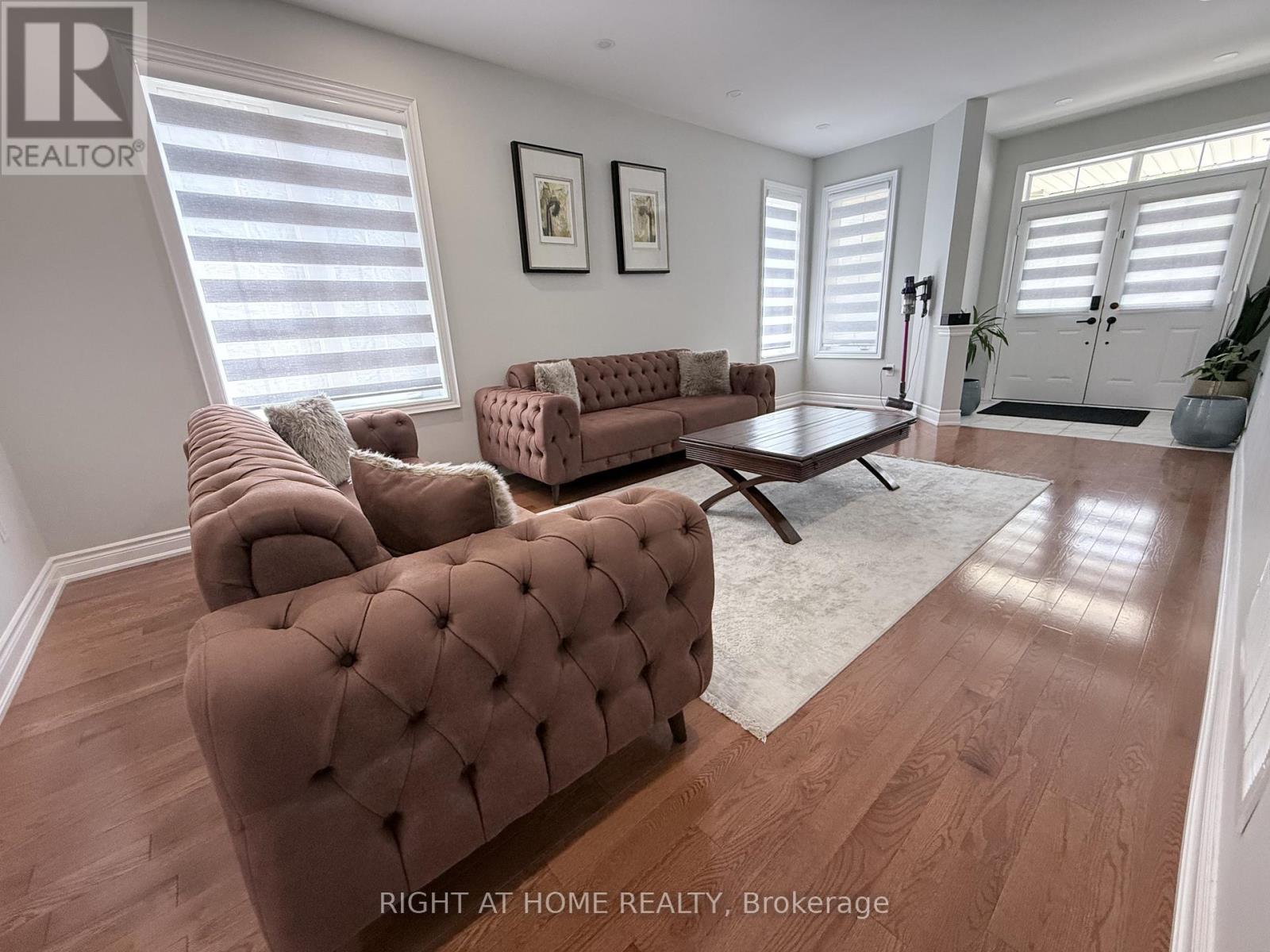 131 Killington Avenue, Vaughan, Ontario  L4H 3Z6 - Photo 8 - N13465706