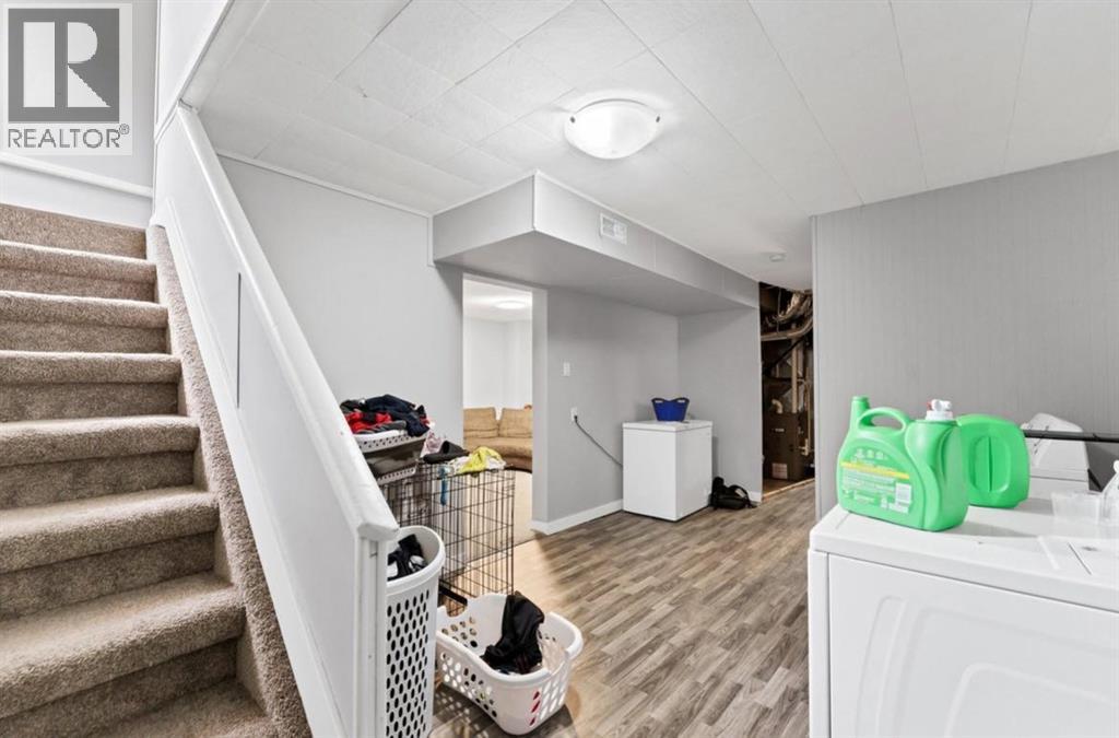 1265 2 Avenue NE, Medicine Hat, Alberta  T1A 6A7 - Photo 27 - A2316473