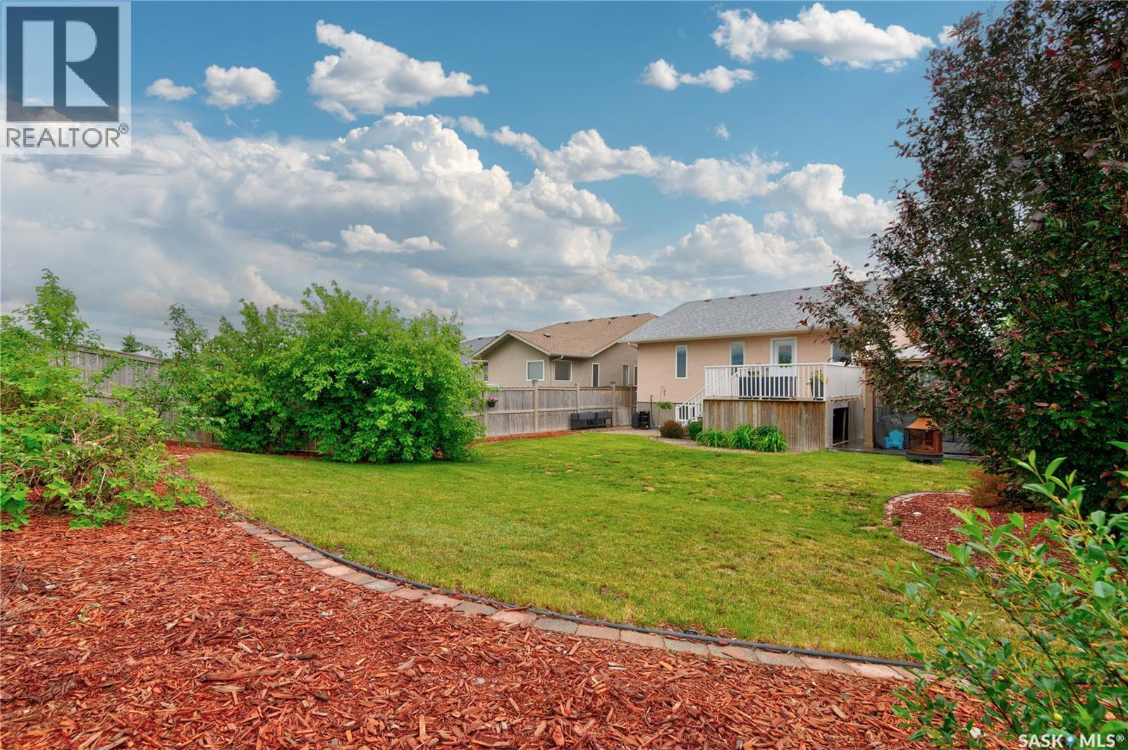 751 Bluebird Crescent, Regina, Saskatchewan  S4N 7S3 - Photo 43 - SK039985