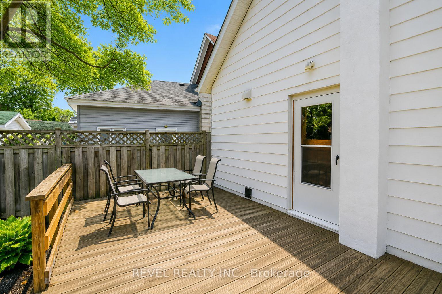 44 Parkside Drive, Barrie, Ontario  L4N 1W9 - Photo 21 - S12980330