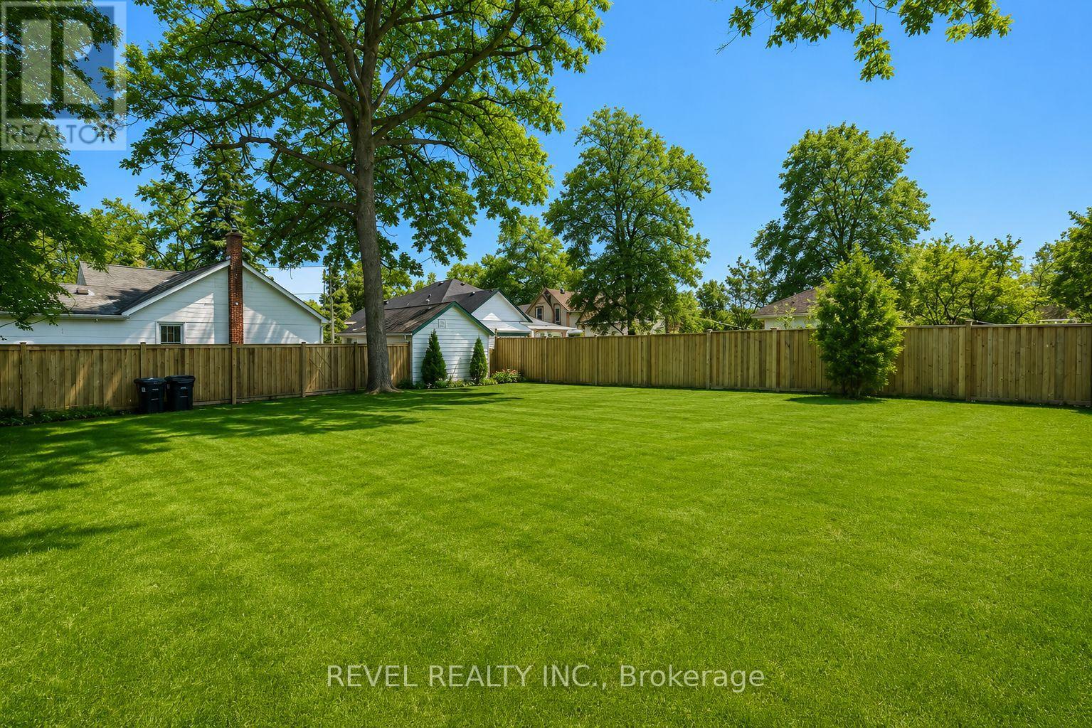 44 Parkside Drive, Barrie, Ontario  L4N 1W9 - Photo 24 - S12980330