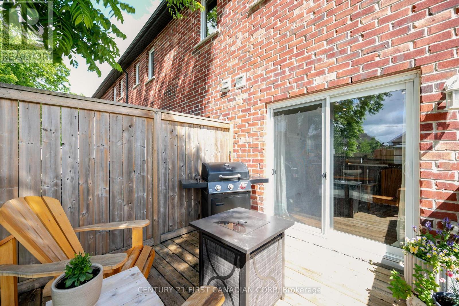 14 - 292 Falcon Drive, Woodstock, Ontario  N4T 0C1 - Photo 3 - X13465846