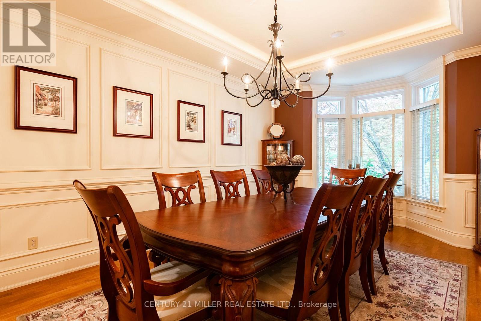 122 Lisonally Court, Oakville, Ontario  L6L 6P2 - Photo 11 - W13463774