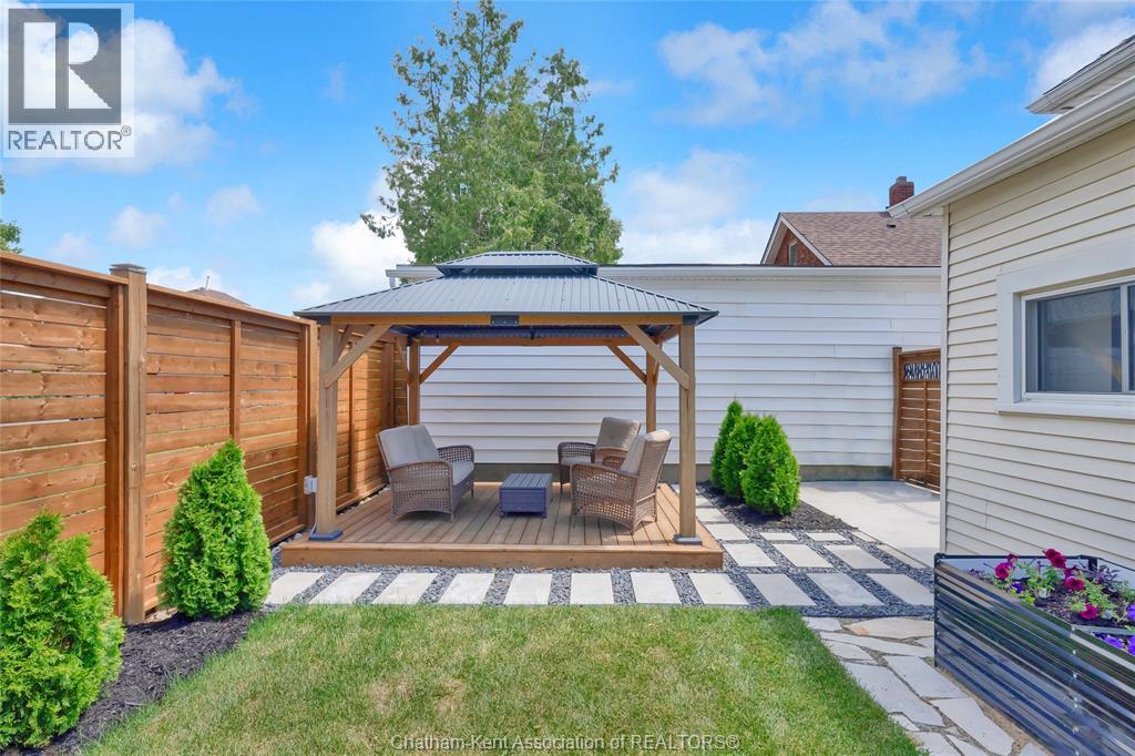 17 Lowe Street, Chatham, Ontario  N7L 1J6 - Photo 11 - 26014330