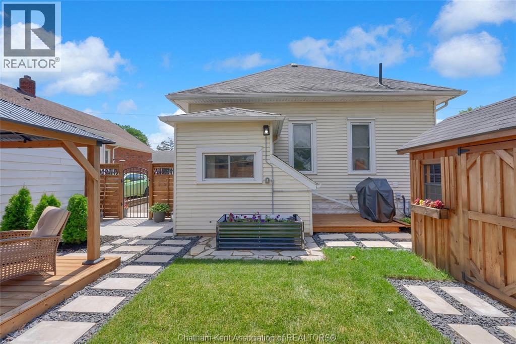 17 Lowe Street, Chatham, Ontario  N7L 1J6 - Photo 12 - 26014330