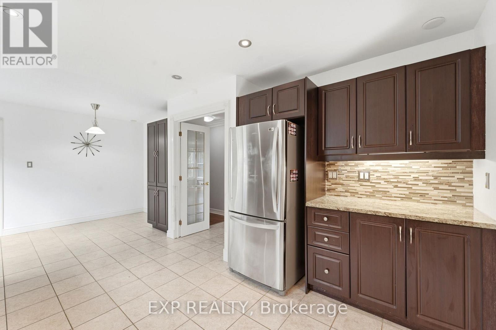 956 Gold Crescent, Ottawa, Ontario  K2B 8C5 - Photo 13 - X13465826