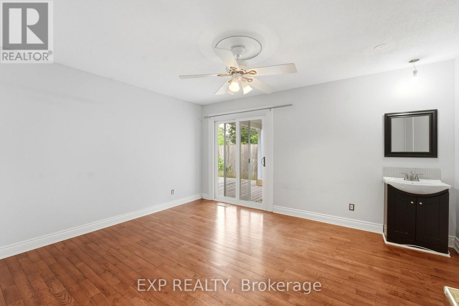 956 Gold Crescent, Ottawa, Ontario  K2B 8C5 - Photo 20 - X13465826