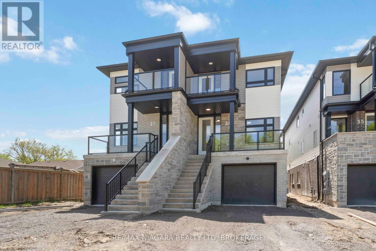 Lower - 31 Superior Street, Welland, Ontario  L3B 0N9 - Photo 1 - X13465722