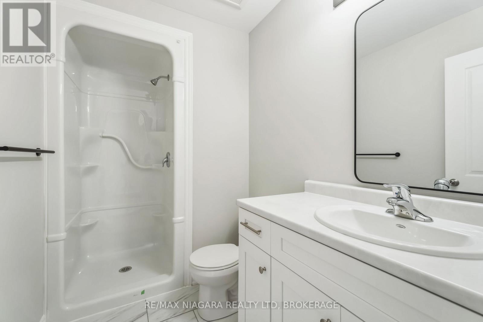 Lower - 31 Superior Street, Welland, Ontario  L3B 0N9 - Photo 5 - X13465722