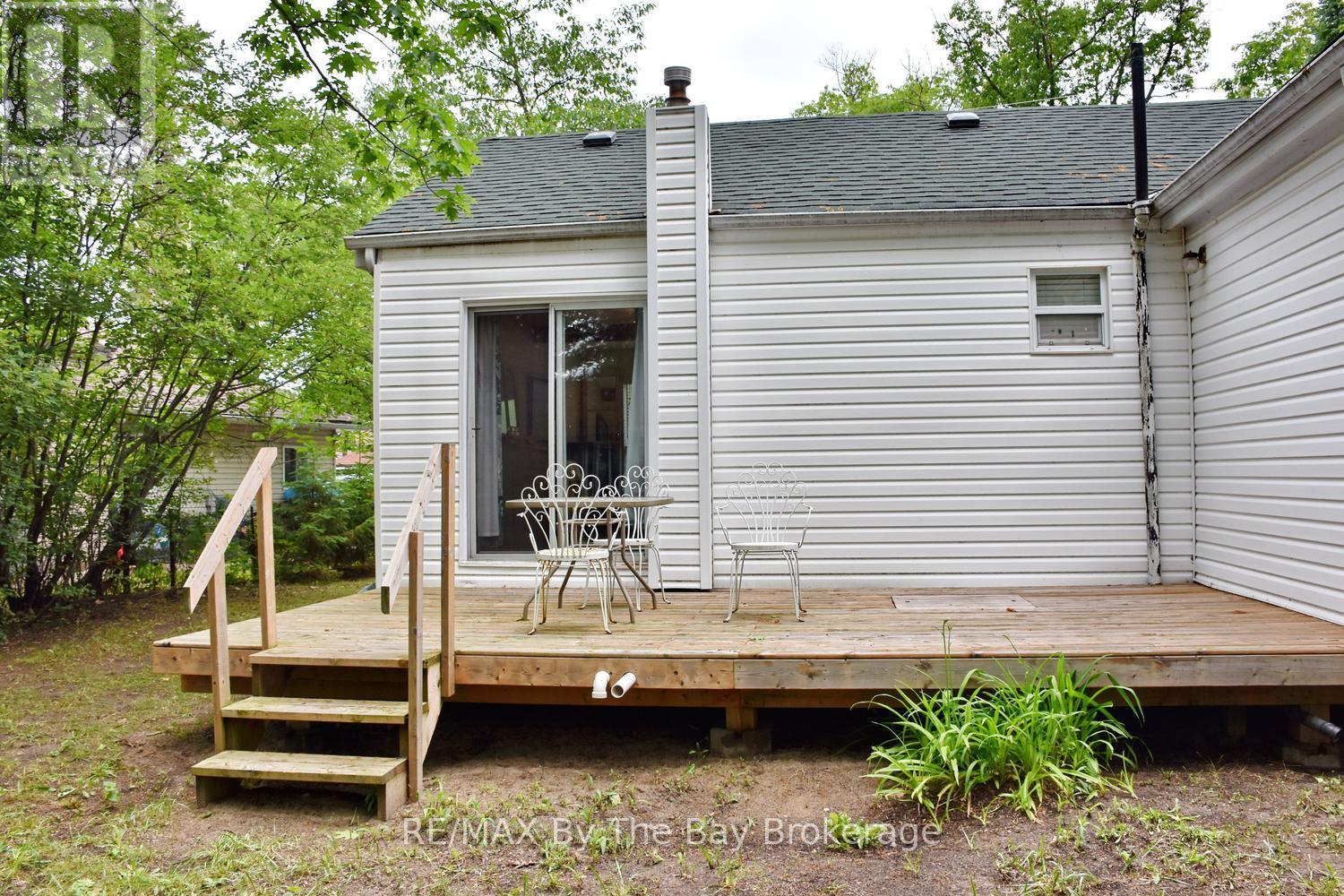 13 5th Lane, Wasaga Beach, Ontario  L9Z 2E9 - Photo 11 - S13465818