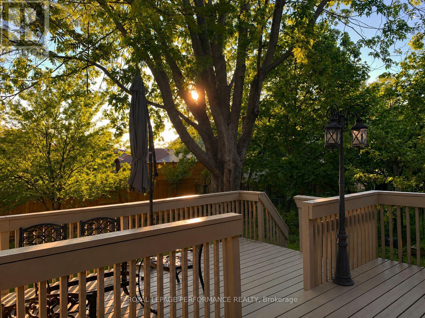 10 Faulkland Road, Toronto, Ontario  M1L 3S3 - Photo 34 - E13435594