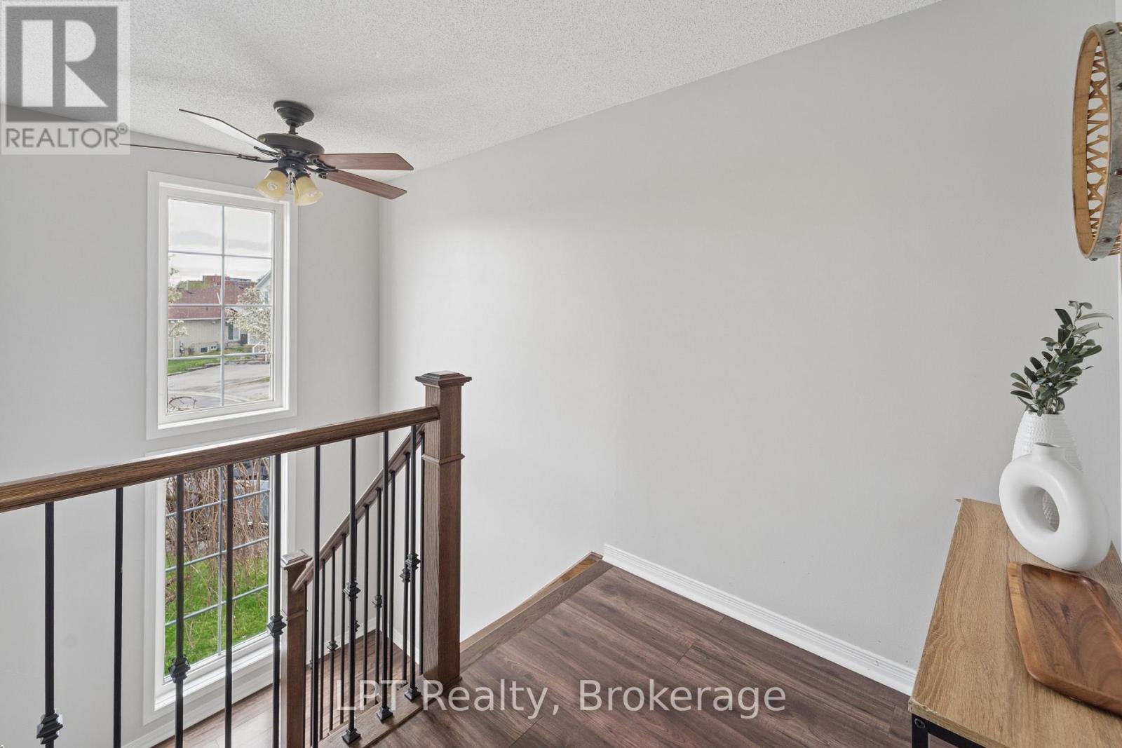 367 Concordia Court, Oshawa, Ontario  L1G 8C3 - Photo 23 - E13127488