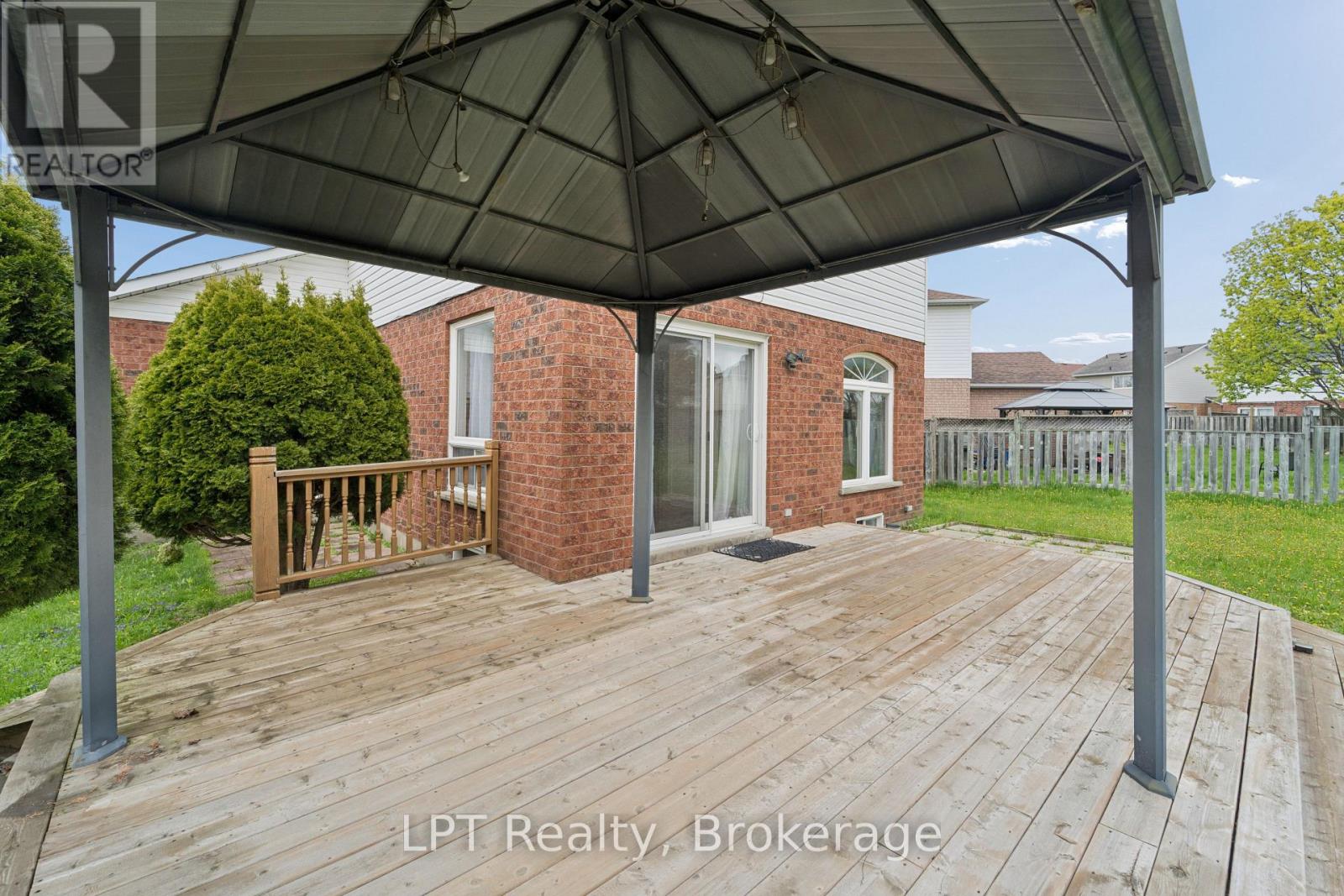 367 Concordia Court, Oshawa, Ontario  L1G 8C3 - Photo 41 - E13127488