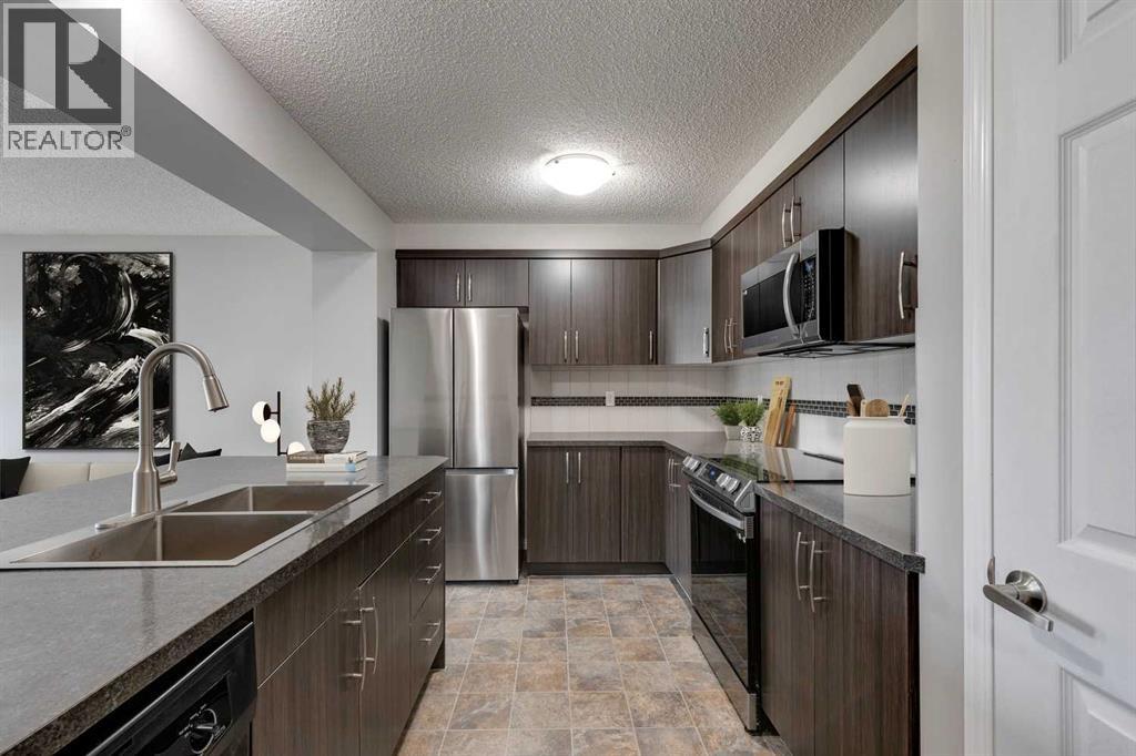 113 Windstone Avenue SW, Airdrie, Alberta  T4B 3R3 - Photo 5 - A2308768