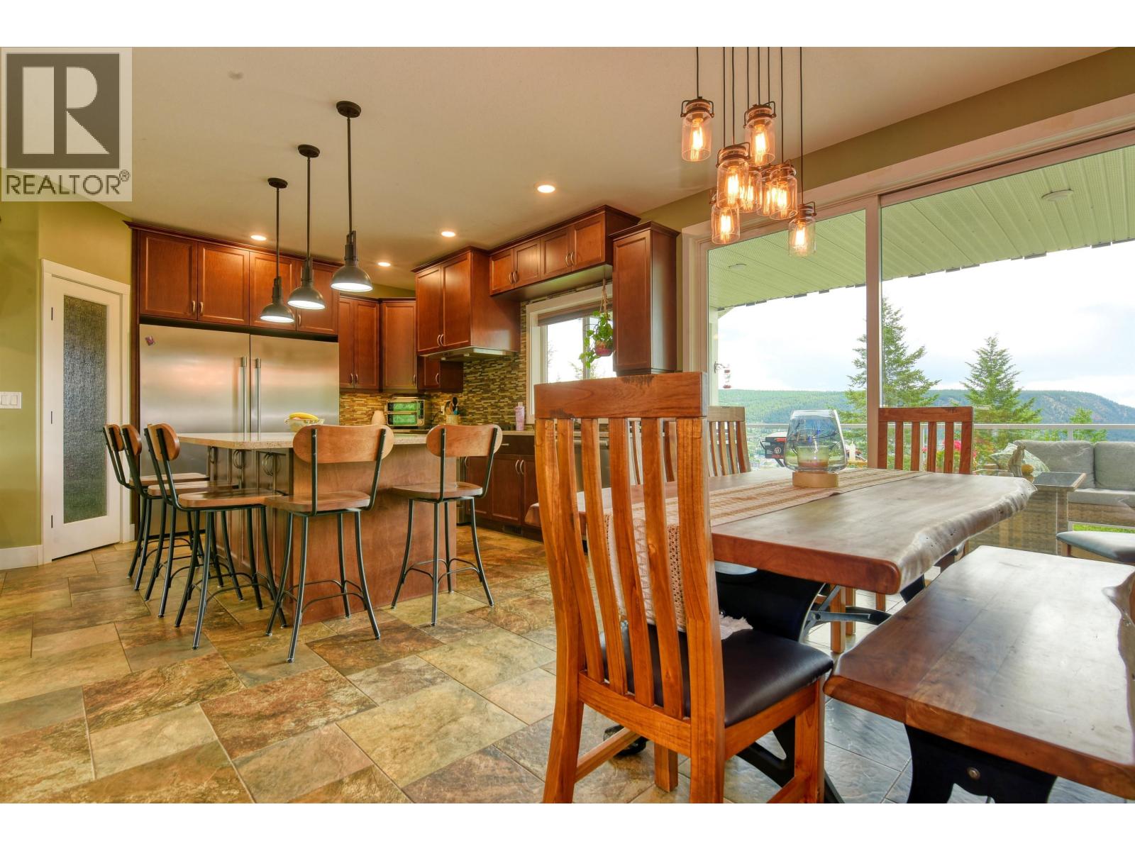 266 Woodland Drive, Williams Lake, British Columbia  V2G 4P9 - Photo 9 - R3137792