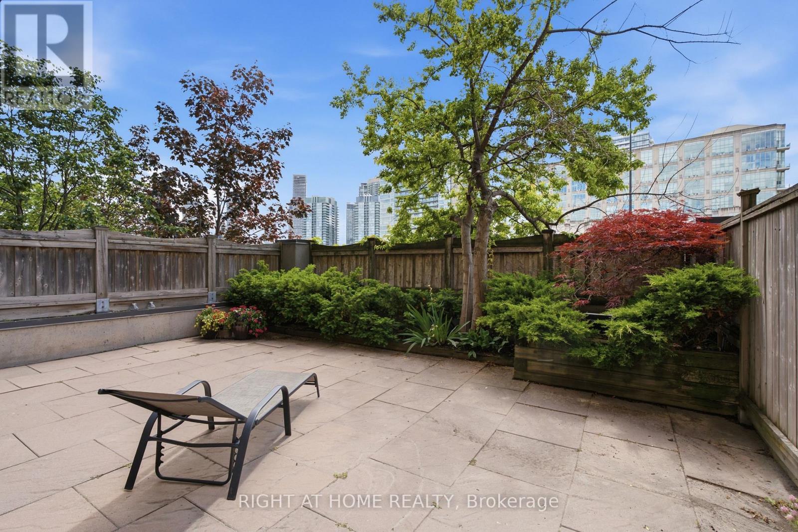 117 - 245 Dalesford Road, Toronto, Ontario  M8Y 4H7 - Photo 11 - W13465744