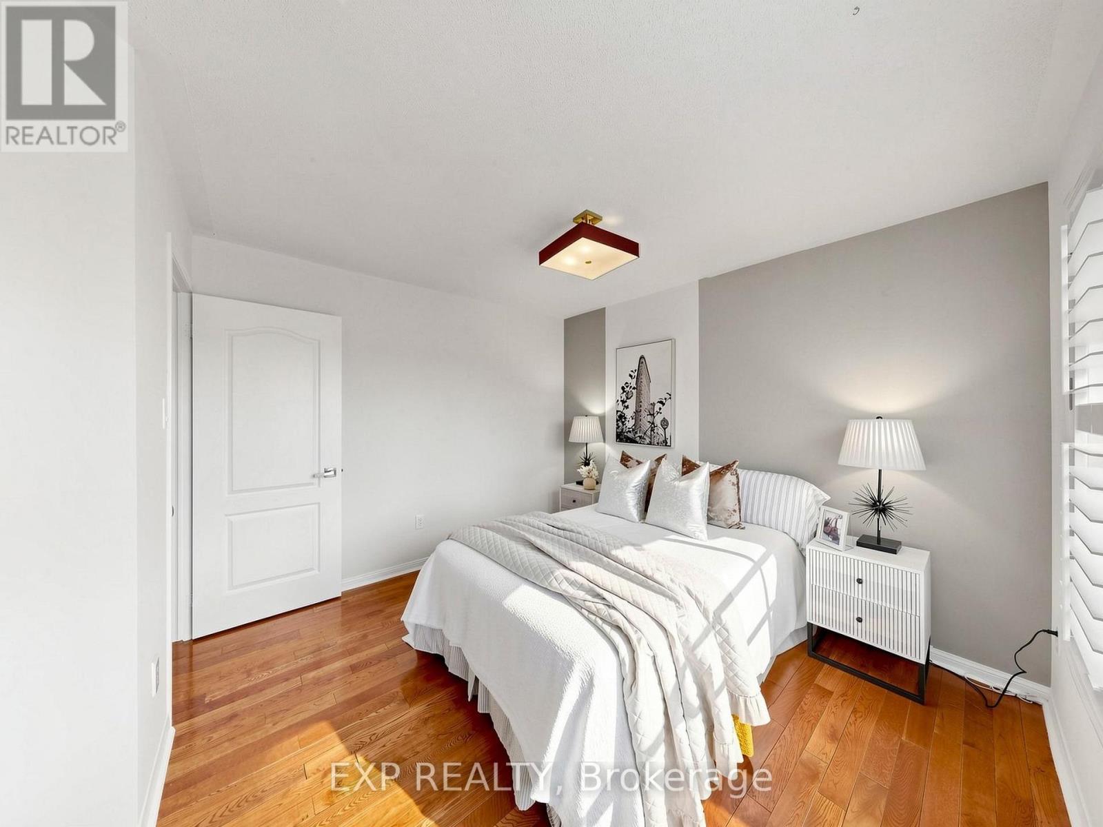 3489 Warley Court, Mississauga, Ontario  L5B 4C6 - Photo 28 - W13465792