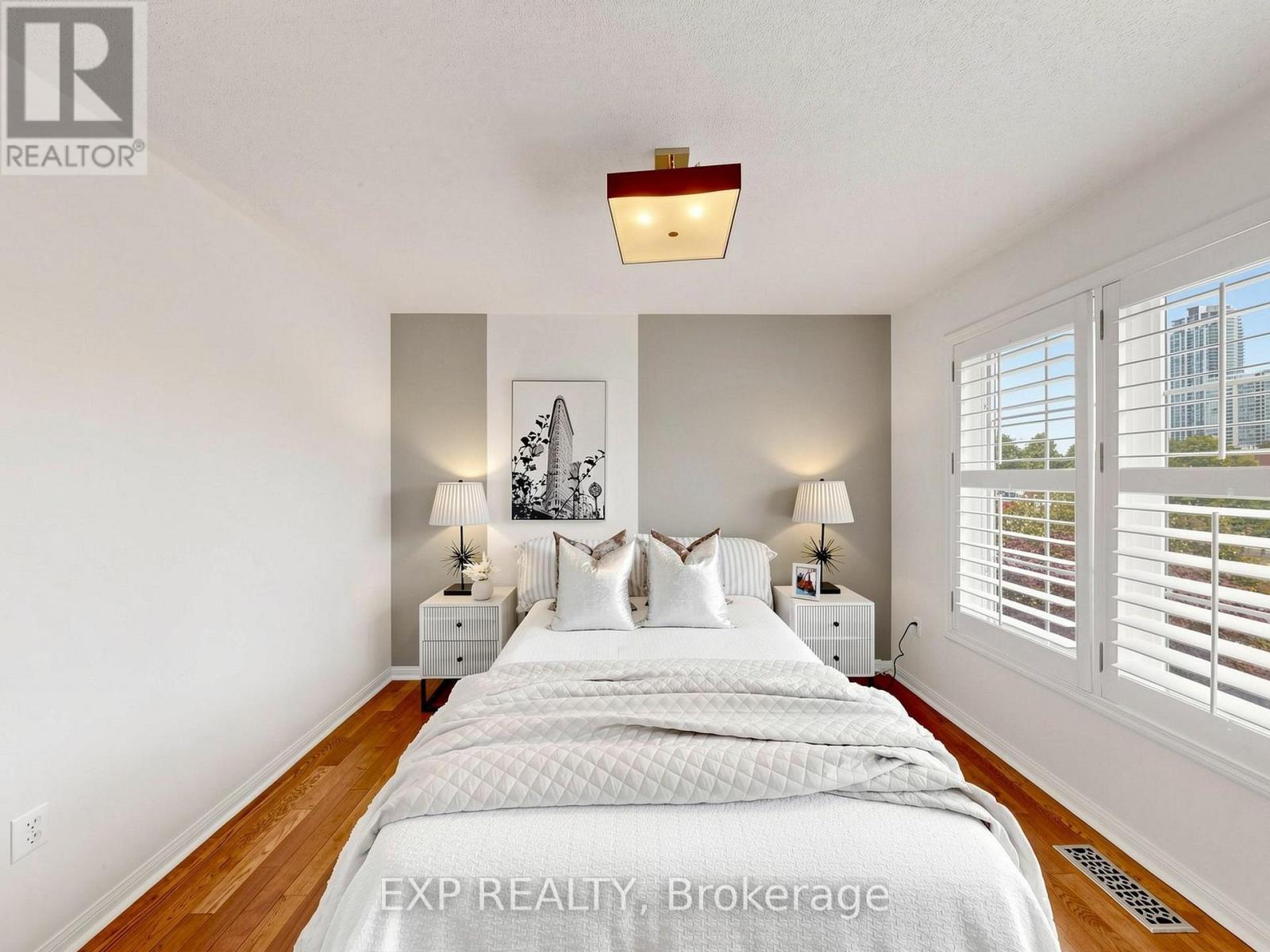 3489 Warley Court, Mississauga, Ontario  L5B 4C6 - Photo 29 - W13465792