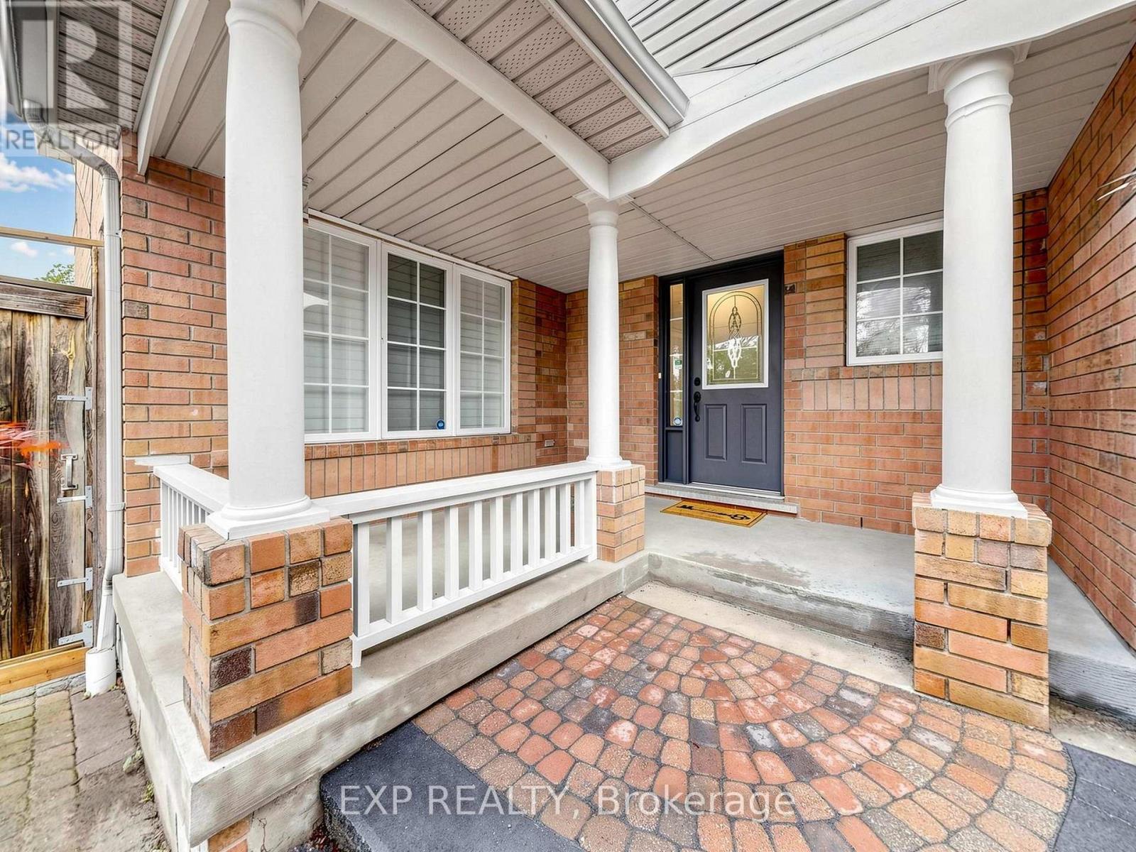 3489 Warley Court, Mississauga, Ontario  L5B 4C6 - Photo 3 - W13465792