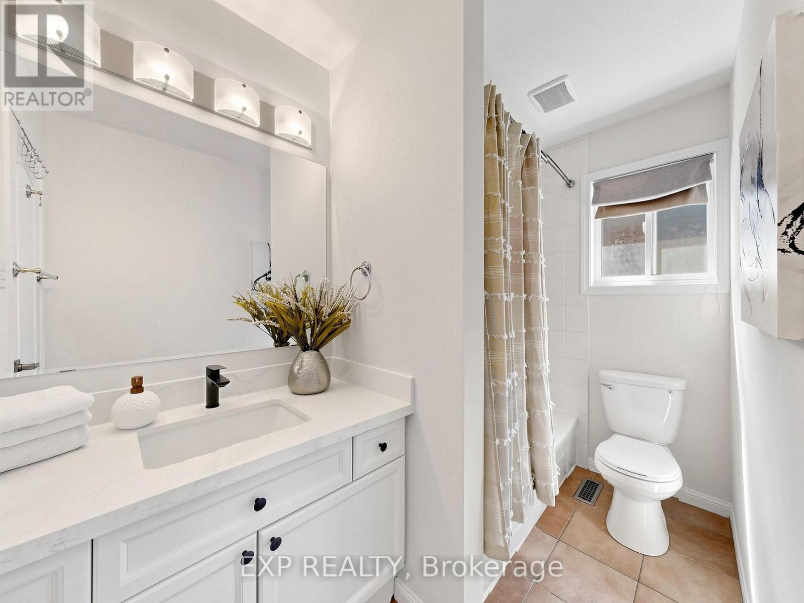 3489 Warley Court, Mississauga, Ontario  L5B 4C6 - Photo 33 - W13465792