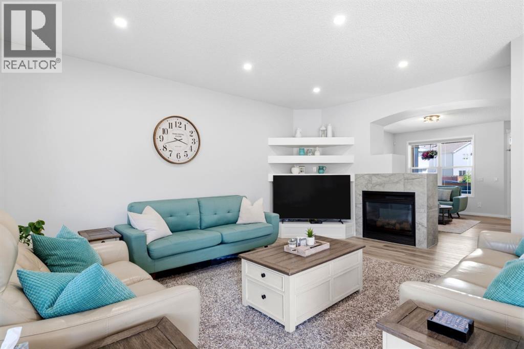 212 Willowmere Close, Chestermere, Alberta  T1X 1S2 - Photo 9 - A2320378