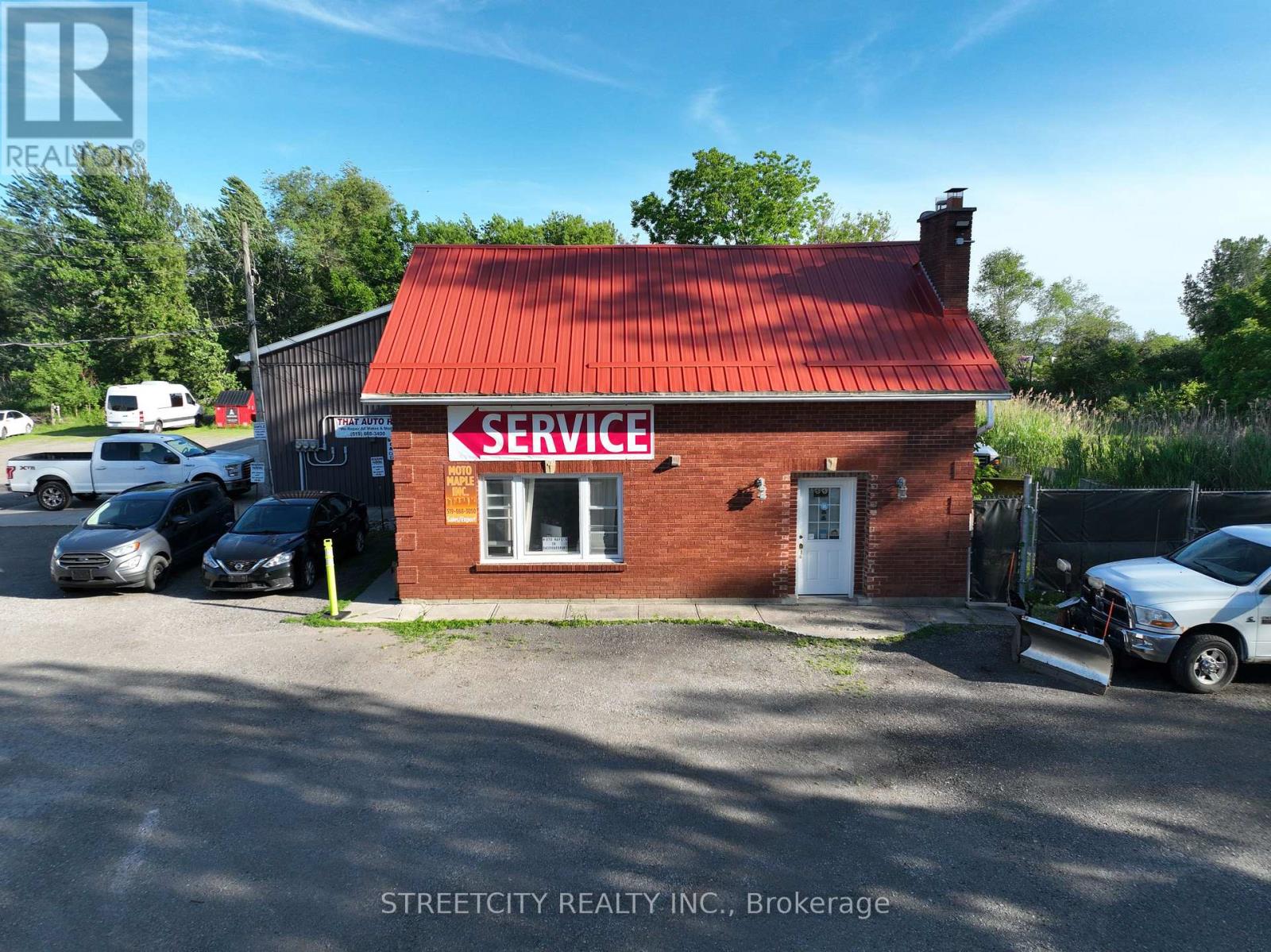 8 - 443 Exeter Road, London South, Ontario  N6E 2Z3 - Photo 3 - X13465928