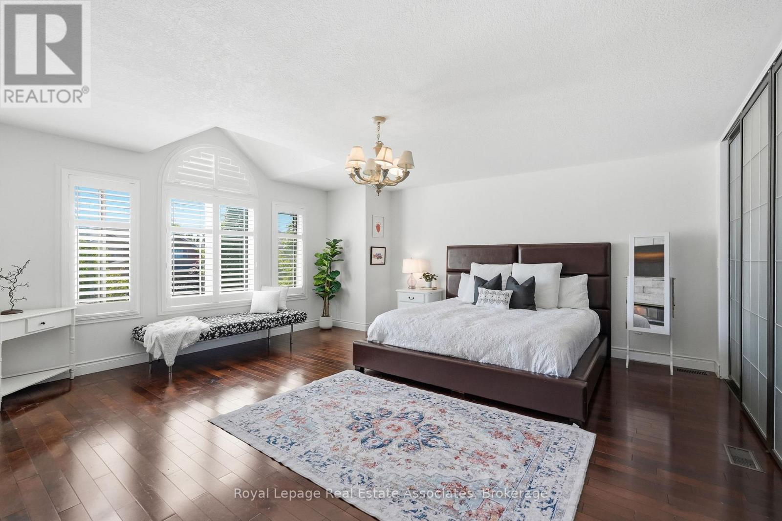 31 Commando Court, Hamilton, Ontario  L8B 0J6 - Photo 25 - X13239098