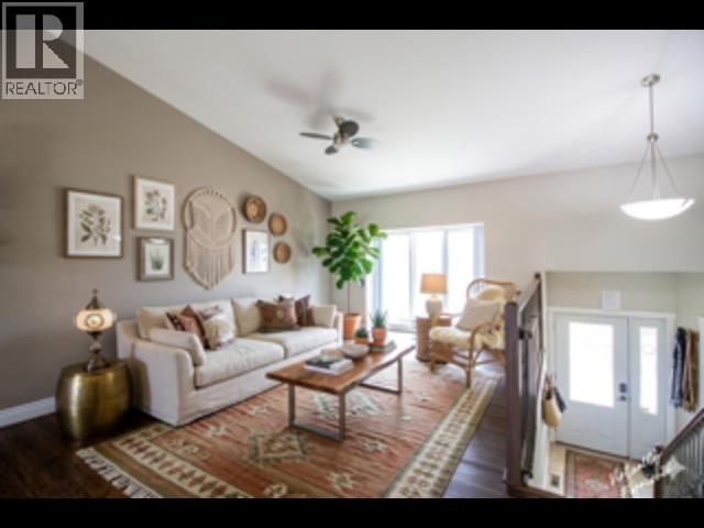 9704 118 Avenue, Fort St. John, British Columbia  V1J 0E9 - Photo 2 - R3135447