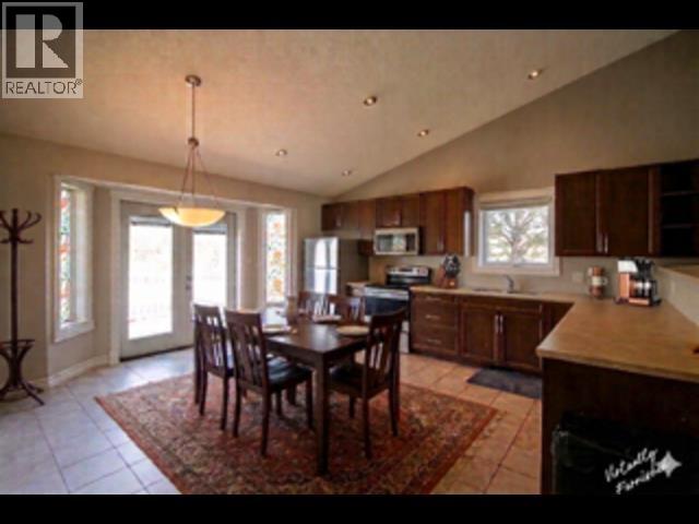 9704 118 Avenue, Fort St. John, British Columbia  V1J 0E9 - Photo 3 - R3135447