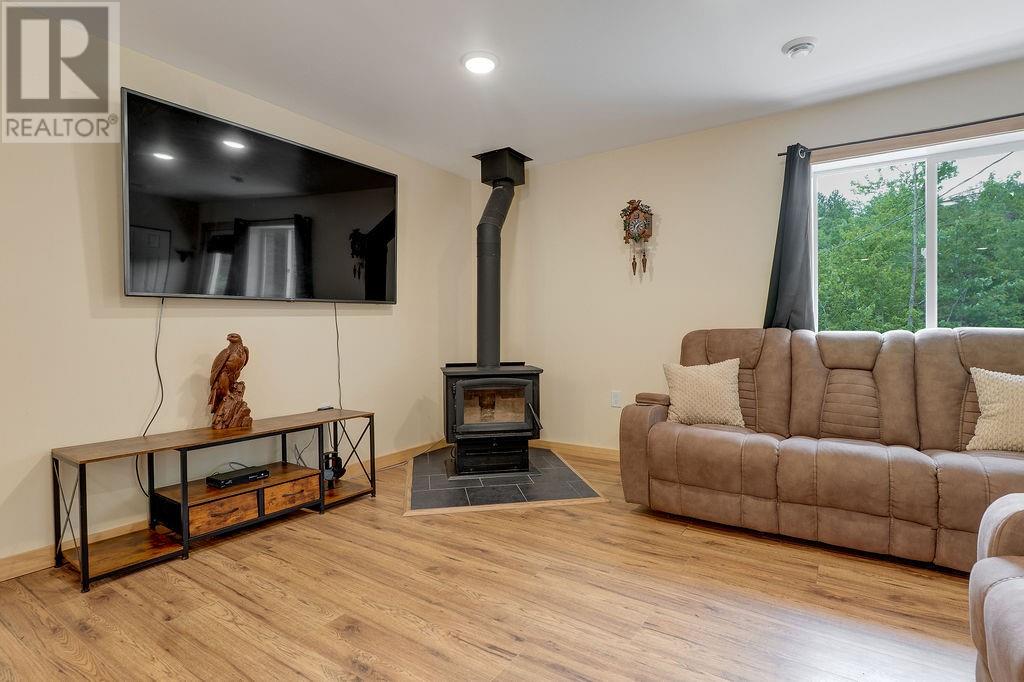 8043 Hwy 535 N, Markstay-Warren, Ontario  P0M 1X0 - Photo 9 - 2128548