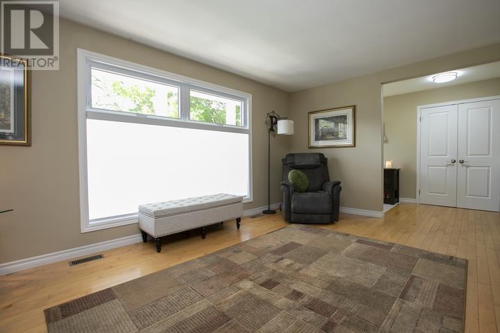 79 Parkdale Dr, Sault Ste. Marie, Ontario  P6A 4C7 - Photo 15 - SM261494