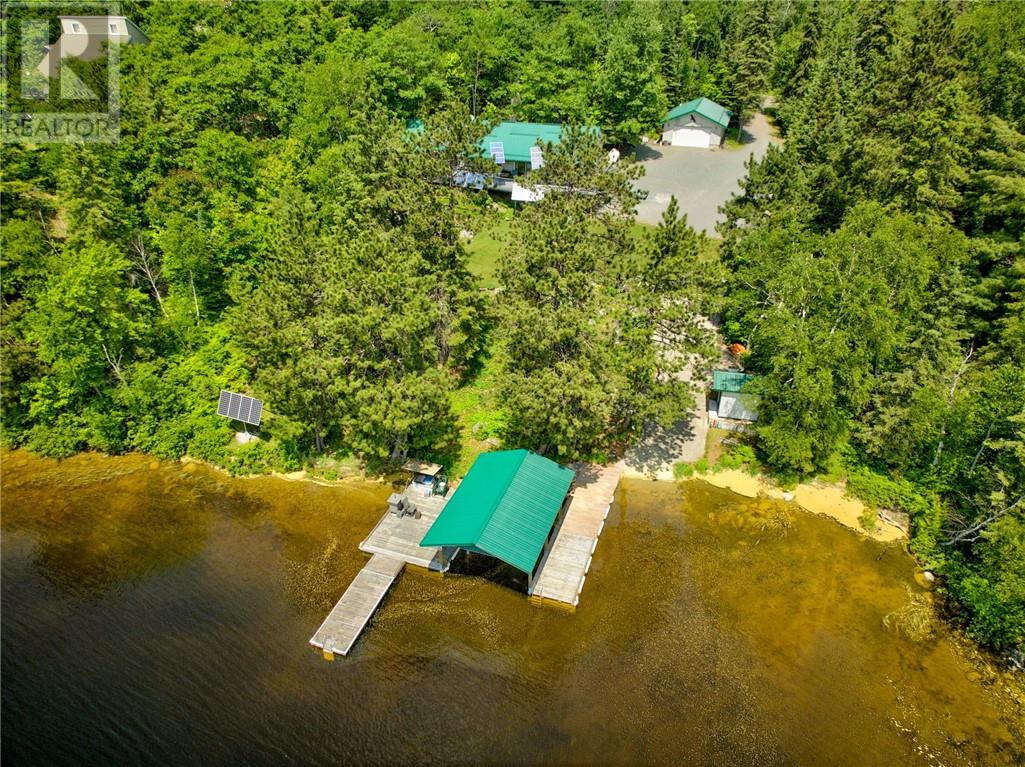 1933 Bushy Bay, Wahnapitae, Ontario  P0M 3C0 - Photo 2 - 2128648