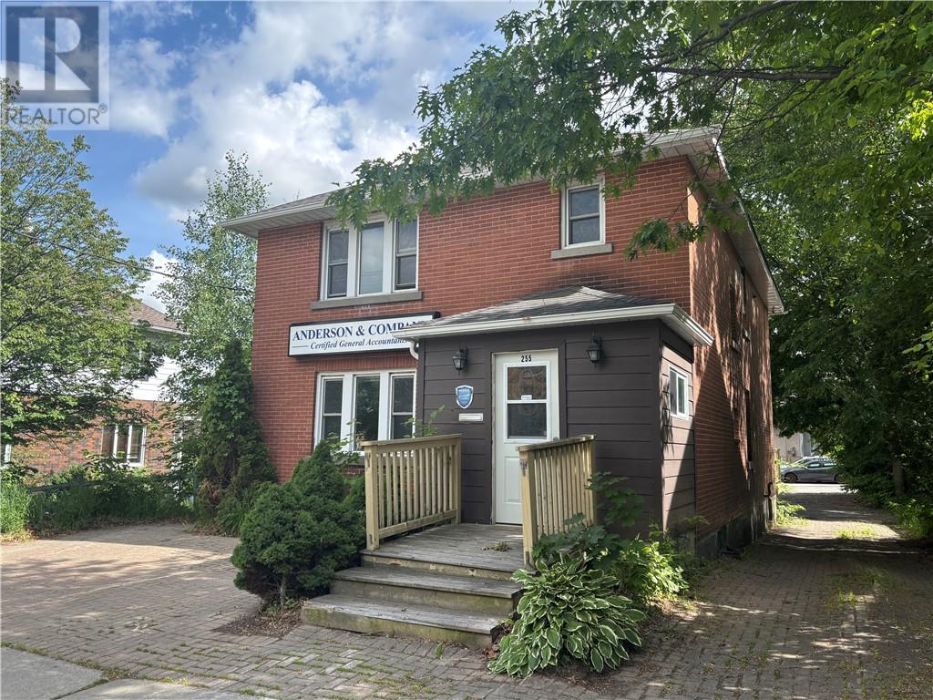 255 Pine Street, Sudbury, Ontario  P3C 1X6 - Photo 1 - 2128637