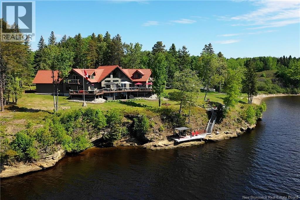 30 Rockcliff Boulevard, miramichi, New Brunswick