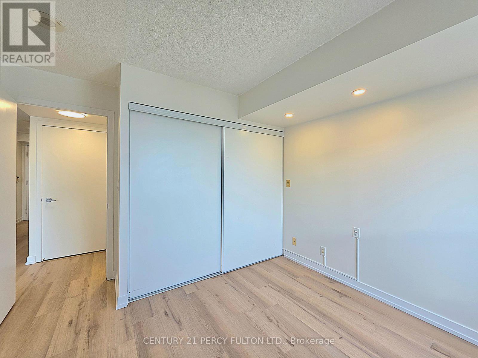 2108 - 36 Lee Centre Drive, Toronto, Ontario  M1H 3K2 - Photo 12 - E13465862